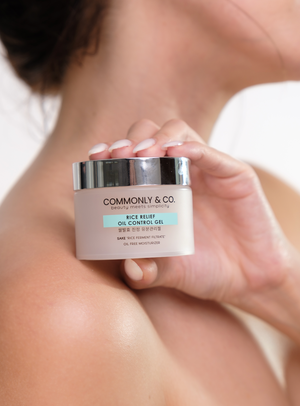 𝗦𝗮𝗸𝗲 𝗚𝗹𝗼𝘄 𝗠𝗼𝗶𝘀𝘁𝘂𝗿𝗶𝘇𝗲𝗿 ( Rice Relief Oil Control Gel )