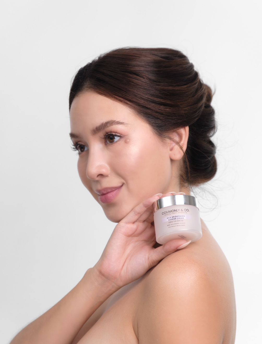 S𝗮𝗸𝗲 𝗚𝗹𝗼𝘄 𝗠𝗼𝗶𝘀𝘁𝘂𝗿𝗶𝘇𝗲𝗿 ( Rice Brightening Barrier Cream )